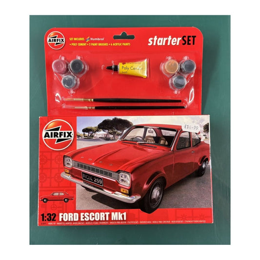 Airfix Car Starter Ford Escort Mk1   1:32